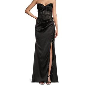 Elegant Black Strapless Evening Dress